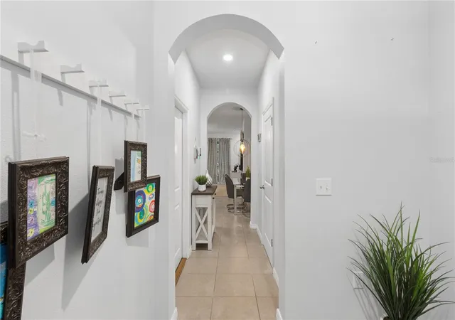 5th image of 417 Newmont Cir, Ruskin, FL 33570 | MLS# TB8538464