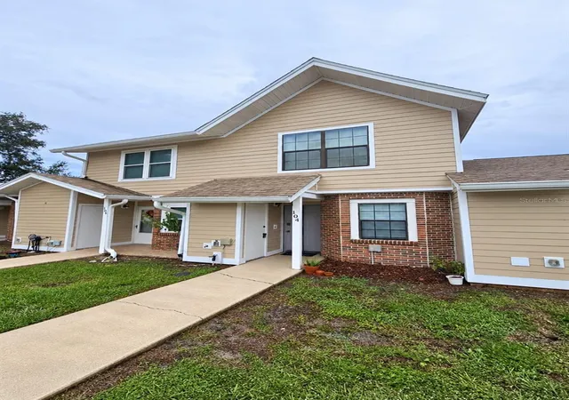 Photo 1 of Townhouse for sale at 104 Hidden Arbor Ct, Sanford, FL 32773 | MLS# V4950708 | Listing updated on 2026-09-14