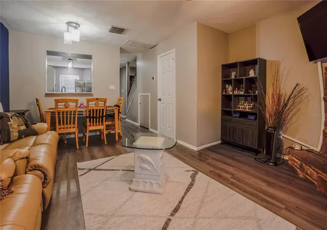 Photo 3 of Townhouse for sale at 104 Hidden Arbor Ct, Sanford, FL 32773 | MLS# V4950708 | Listing updated on 2026-09-14