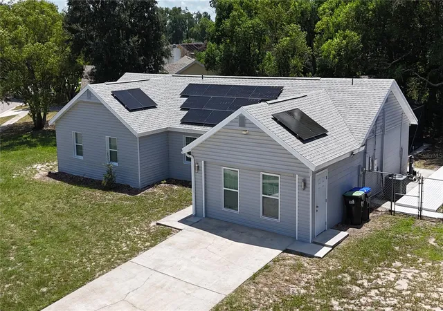 4th image of 6120 Centennial Dr, Orlando, FL 32808 | MLS# S5155553
