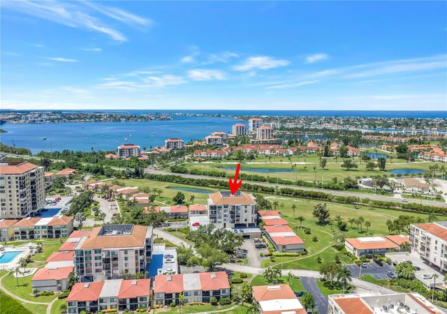 2nd image of 6269 Palma Del Mar Blvd S, Saint Petersburg, FL 33715