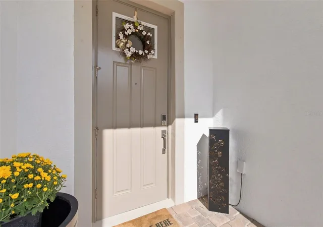 Photo 3 of Townhouse for sale at 18623 Noble Caspian Dr, Lutz, FL 33558 | MLS# TB8538490 | Listing updated on 2026-09-01