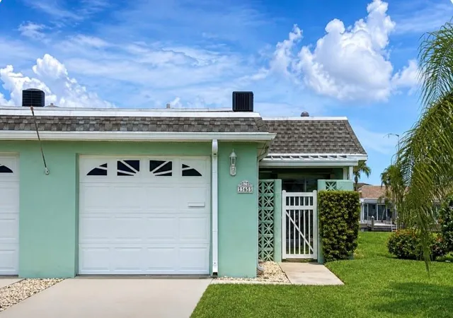 Photo 1 of Single family home for sale at 365 Boca Ciega Point Blvd, St Petersburg, FL 33708 | MLS# TB8538492 | Listing updated on 2026-08-27