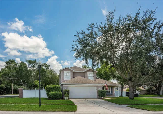 Photo 2 of Single family home for sale at 9609 Fredericksburg Rd, Tampa, FL 33635 | MLS# TB8538505 | Listing updated on 2026-08-29