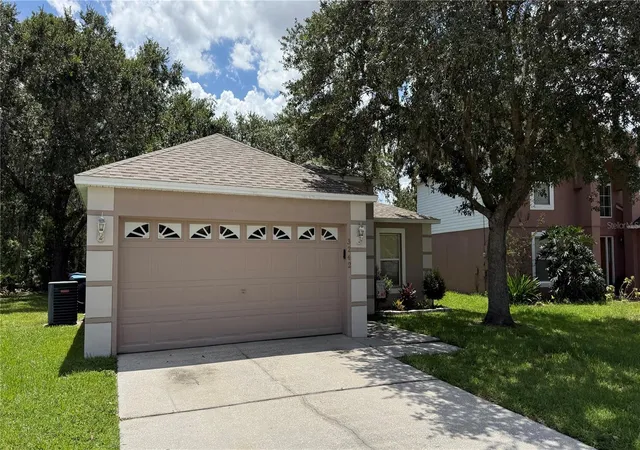 Photo 3 of Single family home for sale at 3242 Erskine Dr, Orlando, FL 32825 | MLS# O6433243 | Listing updated on 2026-10-03