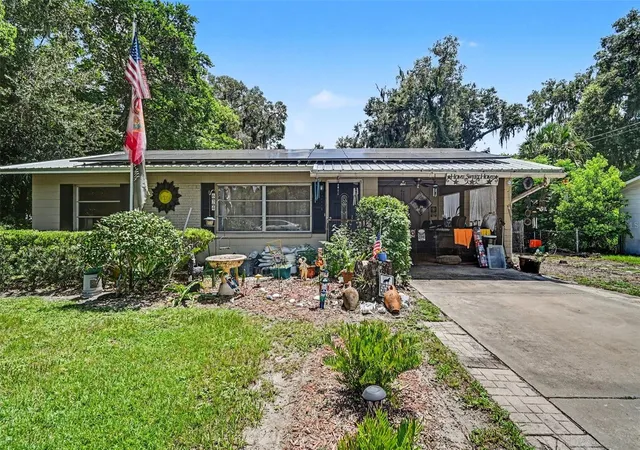 Photo 1 of Single family home for sale at 624 W French Ave, Orange City, FL 32763 | MLS# O6433257 | Listing updated on 2026-09-23