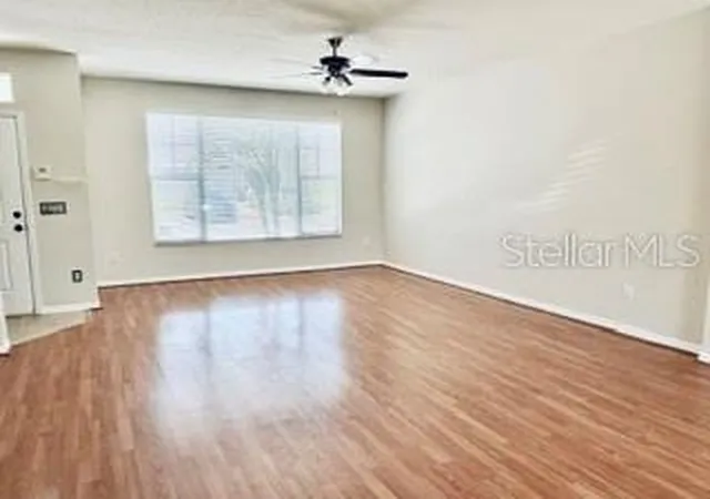 4th image of 12253 Country White Cir, Tampa, FL 33635 | MLS# TB8538527