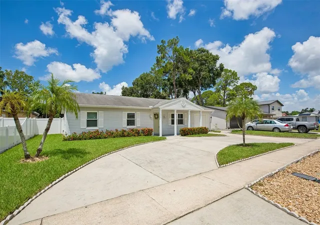 Photo 3 of Single family home for sale at 6424 Eldorado Dr, Tampa, FL 33615 | MLS# TB8538546 | Listing updated on 2026-10-05