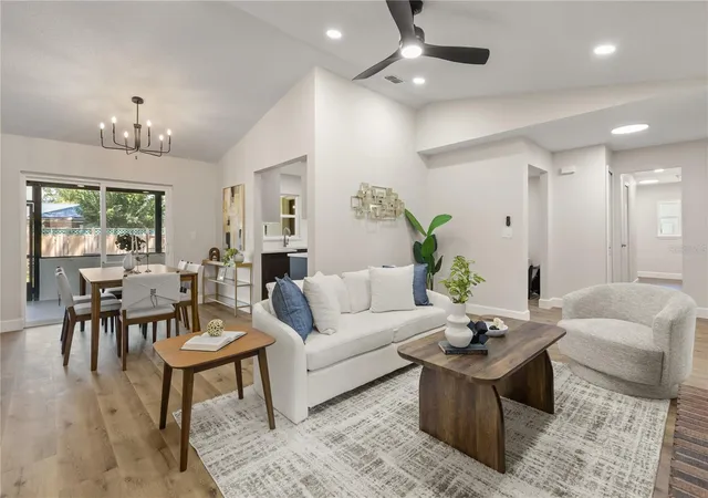 Photo 3 of Single family home for sale at 3336 Tcu Blvd, Orlando, FL 32817 | MLS# S5155571 | Listing updated on 2026-09-17
