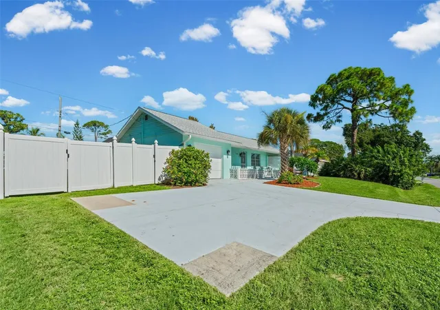 4th image of 5988 Marigold Rd, Venice, FL 34293 | MLS# N6145346