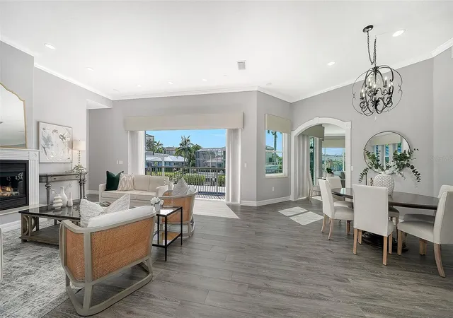 Photo 3 of Single family home for sale at 560 Chipping Ln, Longboat Key, FL 34228 | MLS# A4702902 | Listing updated on 2026-10-11