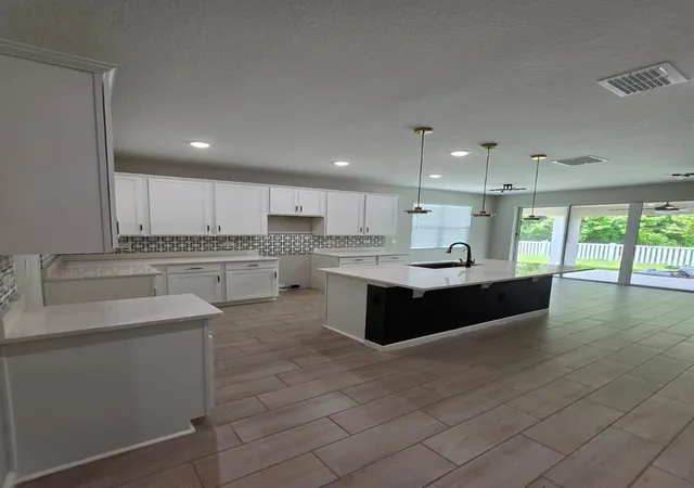 Photo 2 of Single family home for sale at 4382 Southern Vista Loop, Saint Cloud, FL | MLS# S5155576 | Listing updated on 2026-10-22