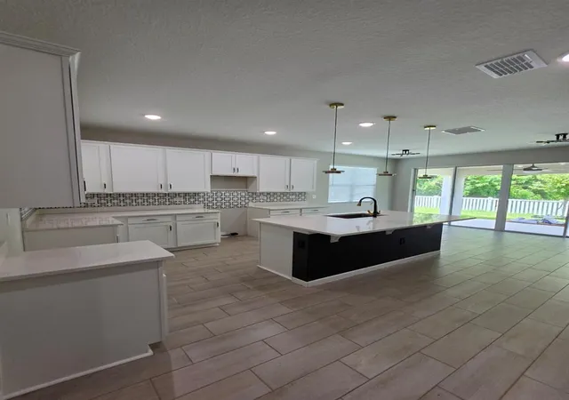Photo 3 of Single family home for sale at 4382 Southern Vista Loop, Saint Cloud, FL | MLS# S5155576 | Listing updated on 2026-10-22
