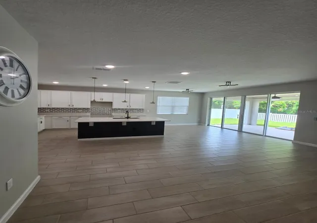 Photo 3 of Single family home for sale at 4382 Southern Vista Loop, Saint Cloud, FL | MLS# S5155576 | Listing updated on 2026-10-22