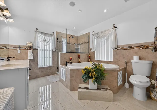 Photo 3 of Single family home for sale at 1418 Princess Paula Dr, Port Orange, FL 32129 | MLS# NS1088994 | Listing updated on 2026-08-30