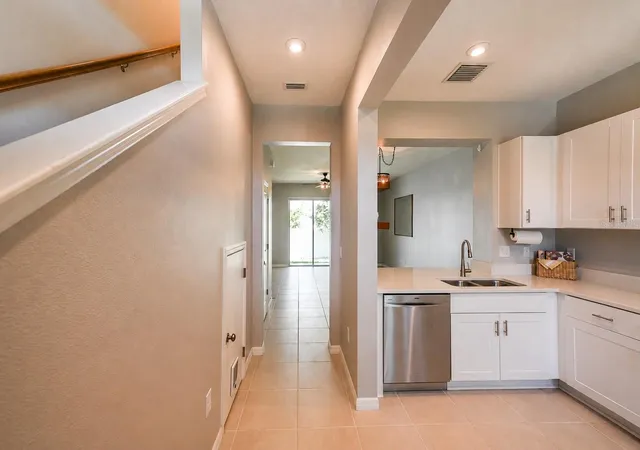 Photo 3 of Townhouse for sale at 6130 Fairmont Ln, Palmetto, FL 34221 | MLS# A4702907 | Listing updated on 2026-10-06