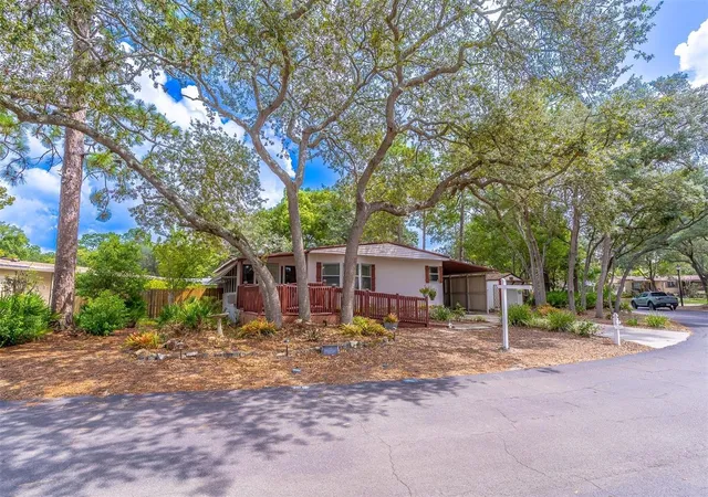 2nd image of 112 E Plantation Blvd, Lake Mary, FL 32746 | MLS# O6433307