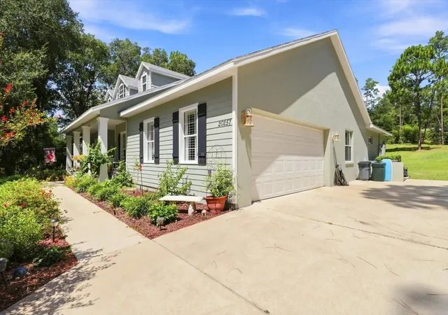 Photo 4 of Single family home for sale at 20257 SW 97th Place, Dunnellon, FL 34431 | MLS# TB8538577 | Listing updated on 2026-09-01