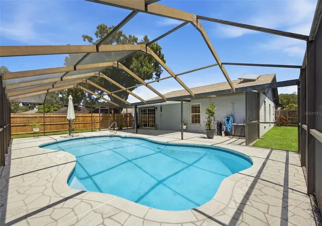 Photo 3 of Single family home for sale at 1705 Cinnabar Ct, Brandon, FL 33510 | MLS# TB8538581 | Listing updated on 2026-08-14