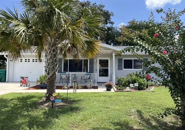 Photo 2 of Single family home for sale at 10945 Sw 77th Court, Ocala, FL 34476 | MLS# OM730352 | Listing updated on 2026-09-08