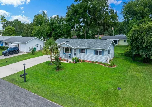 Photo 3 of Single family home for sale at 10945 SW 77th Court, Ocala, FL 34476 | MLS# OM730352 | Listing updated on 2026-09-08