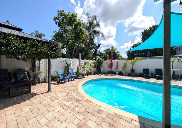 Photo 37 of Single family home for sale at 12321 82nd Avenue, Seminole, FL 33772 | MLS# TB8538588 | Listing updated on 2026-09-14