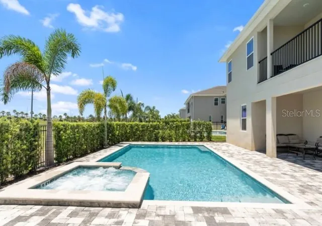 Photo 2 of Mansion for sale at 324 Southfield St, Kissimmee, FL 34747 | MLS# O6433334 | Listing updated on 2026-09-08