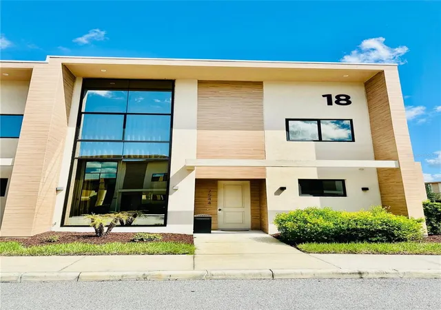 Townhouse for sale at 7544 Brooklyn Dr, KISSIMMEE, FL 34747 | MLS# O6433338