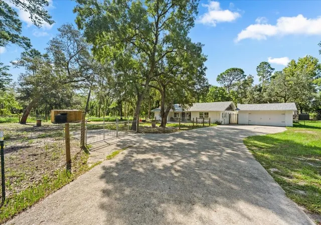 3rd image of 14434 Duane Ct, Spring Hill, FL 34610 | MLS# TB8538596