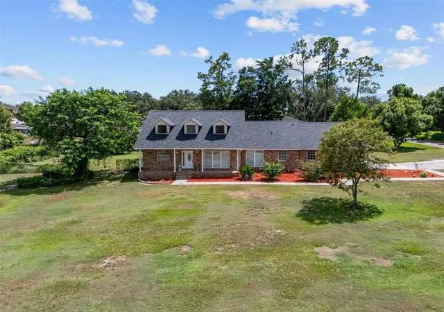 Photo 1 of Single family home for sale at 1715 Lake Miriam Dr, Lakeland, FL 33813 | MLS# L4964257 | Listing updated on 2026-10-06