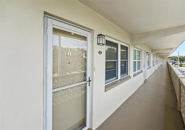 Listing Photo 3 - Condo for sale in building located at 951 79Th Ave N, St. Petersburg, FL 33702 - Unit #322
