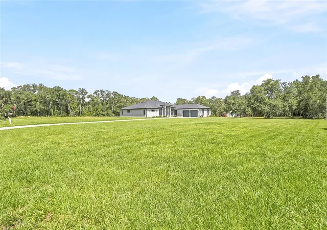 Photo 2 of Single family home for sale at 4550 S Cascade Ave, Inverness, FL 34452 | MLS# TB8538613 | Listing updated on 2026-10-04