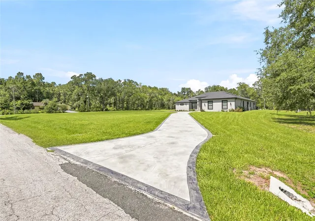 Photo 3 of Single family home for sale at 4550 S Cascade Ave, Inverness, FL 34452 | MLS# TB8538613 | Listing updated on 2026-10-04