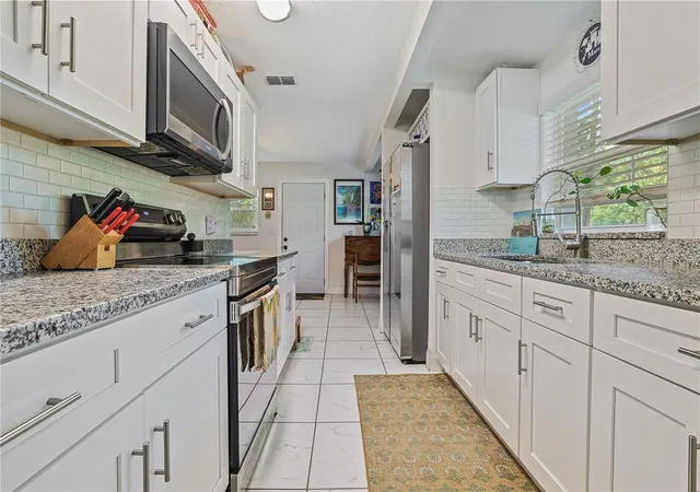 2nd image of 1723 W Patterson St, Tampa, FL 33604 | MLS# TB8538617