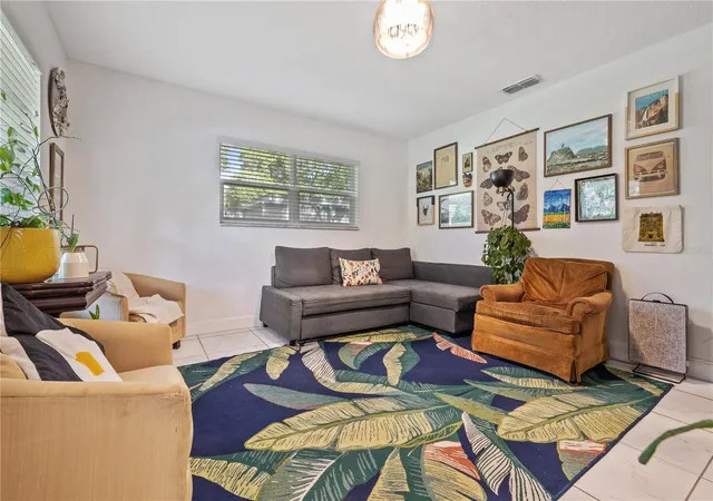 5th image of 1723 W Patterson St, Tampa, FL 33604 | MLS# TB8538617