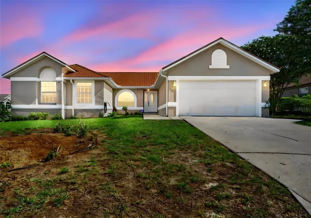 1st image of 722 Hunt Dr, Lake Wales, FL 33853 | MLS# S5155590