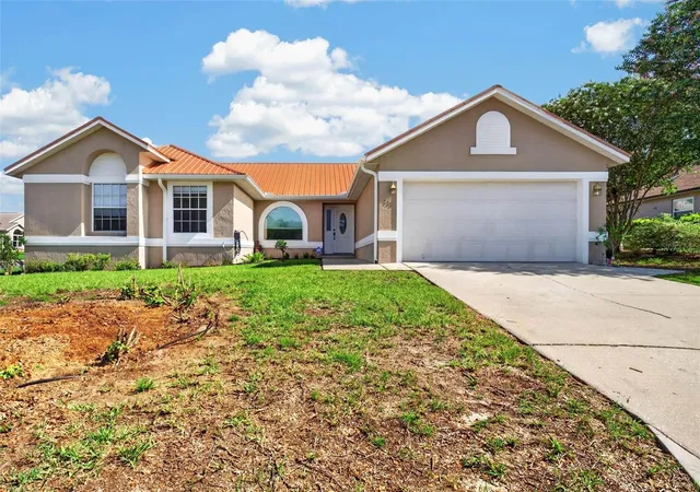 2nd image of 722 Hunt Dr, Lake Wales, FL 33853 | MLS# S5155590