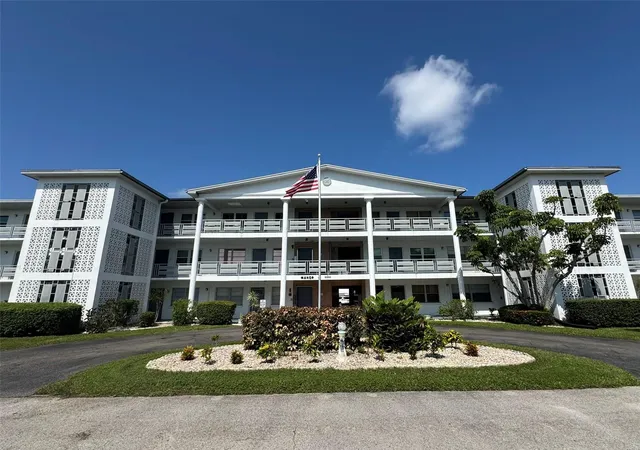 Photo 2 of Condo for sale at 6000 20th Street #141, Saint Petersburg, FL 33714 | MLS# TB8538656 | Listing updated on 2026-09-13