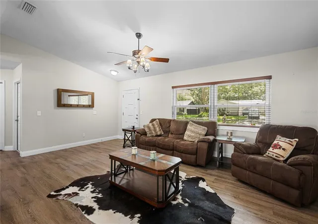 2nd image of 2423 Forrest Crest Cir, Lutz, FL 33549 | MLS# TB8538672