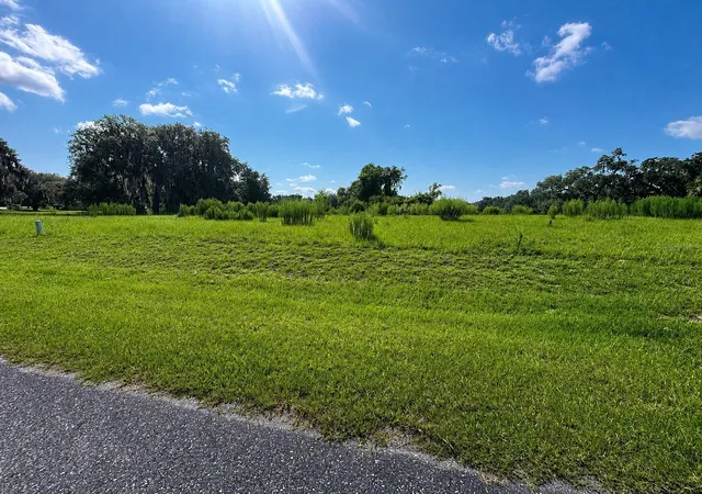 5th image of 8806 E Sweetwater Dr, Inverness, FL 34450 | MLS# G5116430