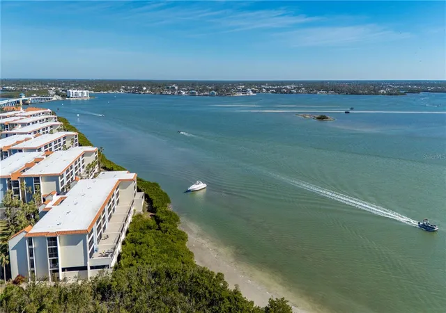 2nd image of 1751 Bch Rd, ENGLEWOOD, FL 34223