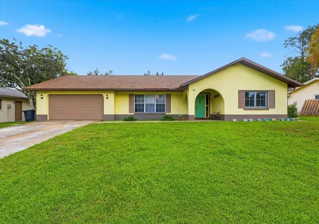 Photo 1 of Single family home for sale at 10 Blackburn Pl, Palm Coast, FL 32137 | MLS# FC320664 | Listing updated on 2026-10-06