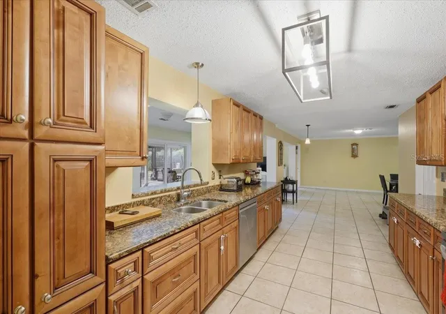 Photo 4 of Single family home for sale at 10 Blackburn Pl, Palm Coast, FL 32137 | MLS# FC320664 | Listing updated on 2026-10-06