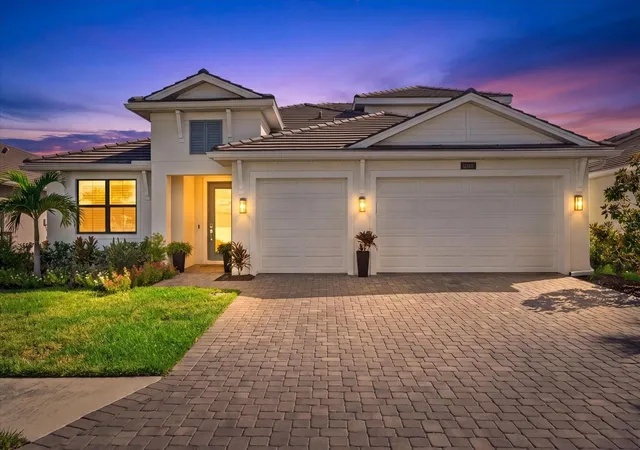 Single family home for sale at 12801 Morning Mist Pl, VENICE, FL 34293 | MLS# N6145354