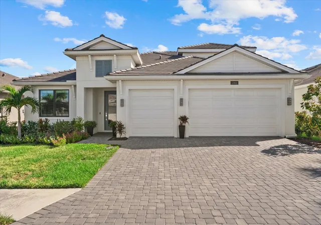 Photo 1 of Single family home for sale at 12801 Morning Mist Pl, Venice, FL 34293 | MLS# N6145354 | Listing updated on 2026-08-30