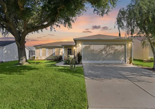 Photo 1 of Single family home for sale at 2018 Castano Pl, The Villages, FL 32159 | MLS# G5116434 | Listing updated on 2026-10-10