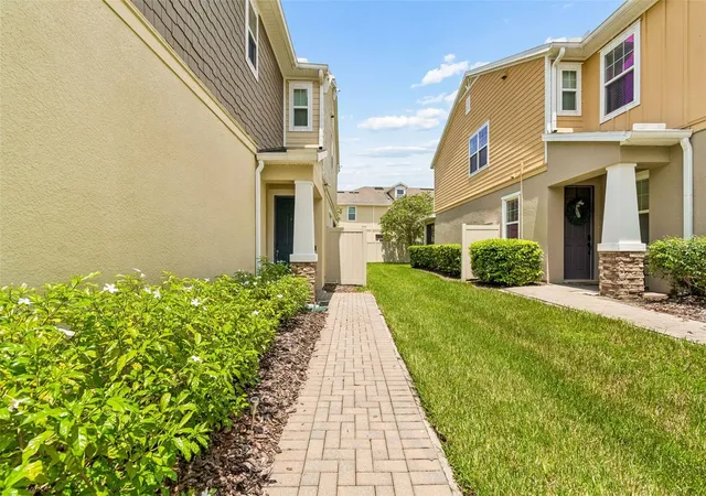 5th image of 18907 Cornuta St, Lutz, FL 33558 | MLS# TB8538719