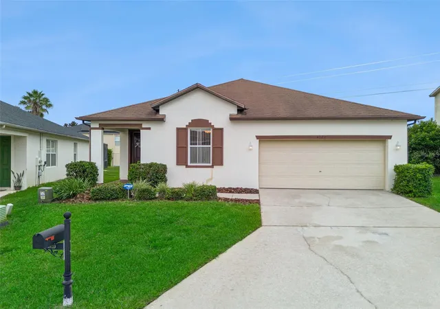 Photo 1 of Sale Pending at 1020 Pine Ridge Dr, Davenport, FL 33896 | MLS# S5155603 | Listing updated on 2026-10-07