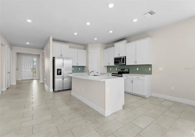Photo 1 of Single family home for sale at 18030 Tavernside Trl, Bradenton, FL 34211 | MLS# A4702948 | Listing updated on 2026-10-29
