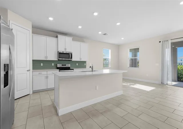 Photo 2 of Single family home for sale at 18030 Tavernside Trl, Bradenton, FL 34211 | MLS# A4702948 | Listing updated on 2026-10-29